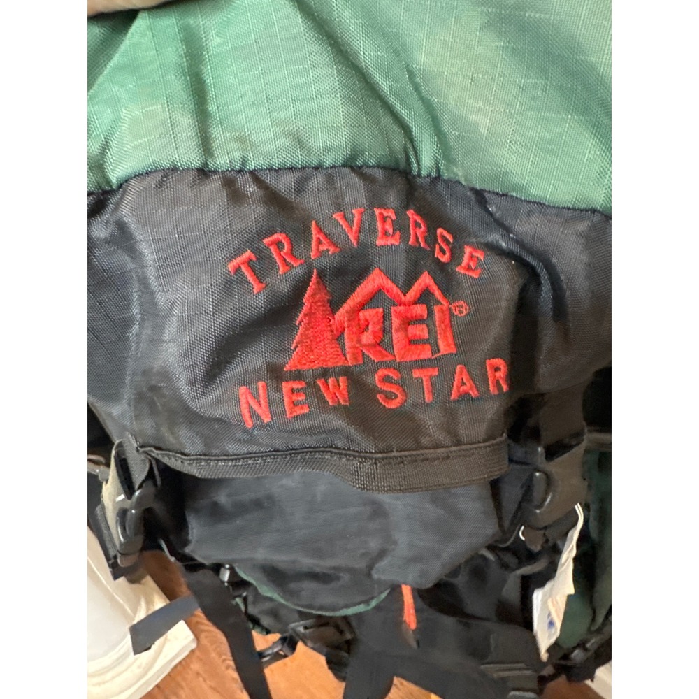 Vintage REI Traverse New Star Hiking Backpack 70L Internal Frame Gorpcore Gear - Picture 2 of 7